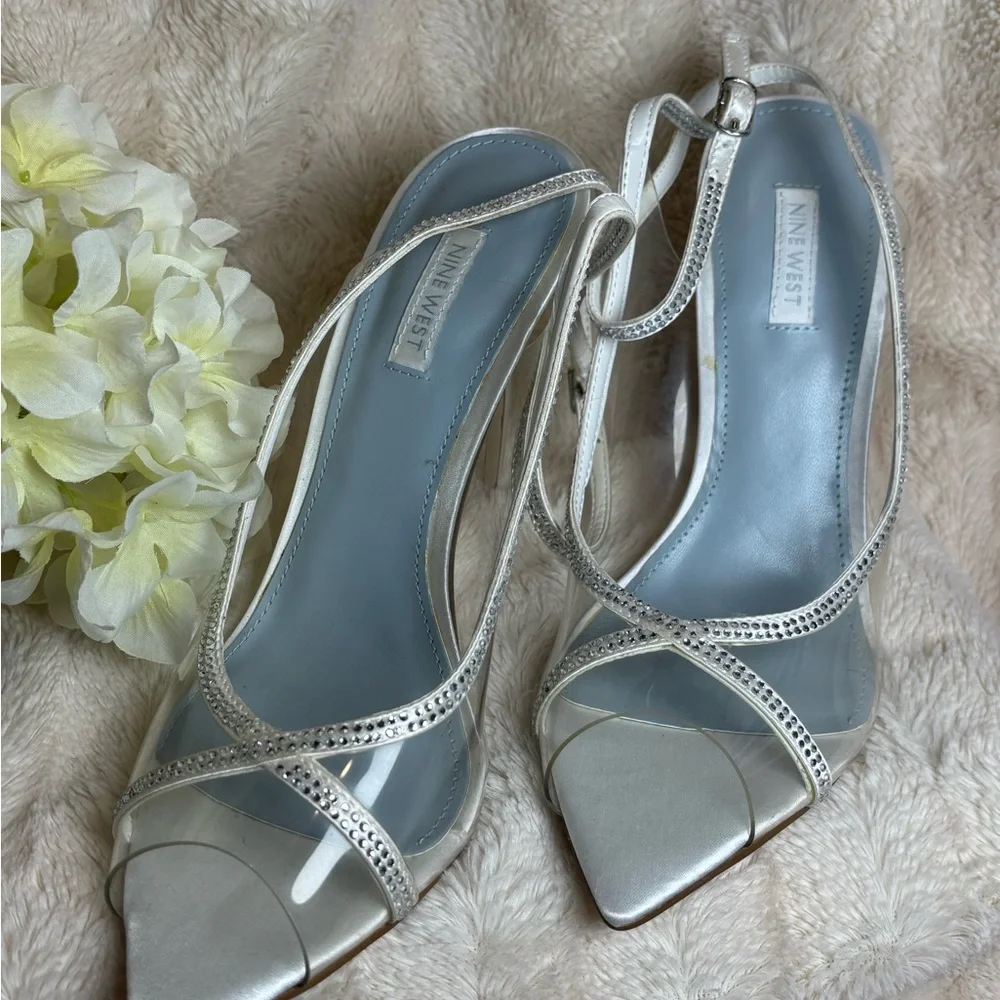 Nine West Silver Strappy Heels size 9 white color